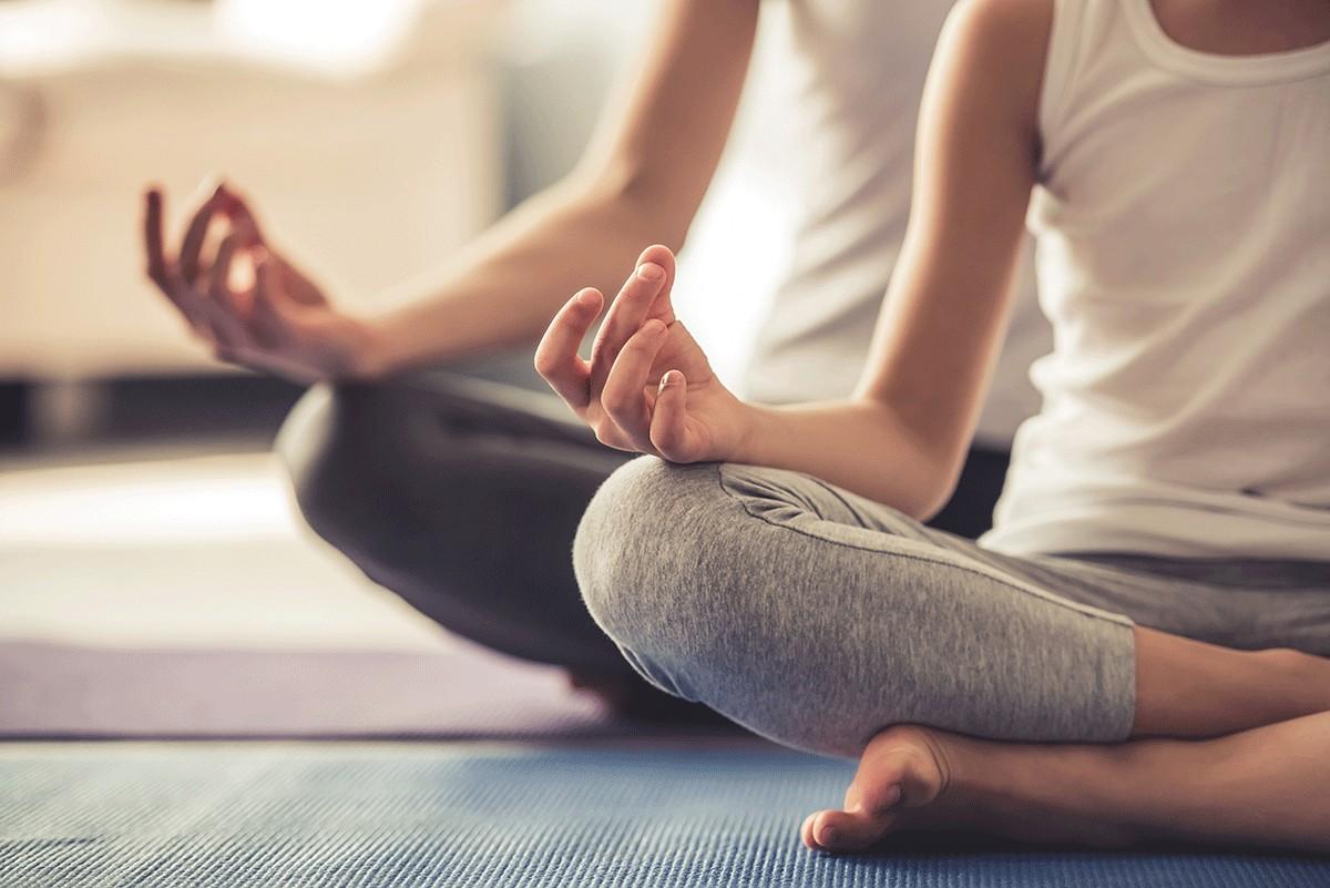Yoga Therapy in Tollygunge for Thyroid Imbalance: A Natural Path